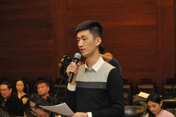 法院资讯 图文直播     (五)河北省高级人民法院常务副院长杨泰安.