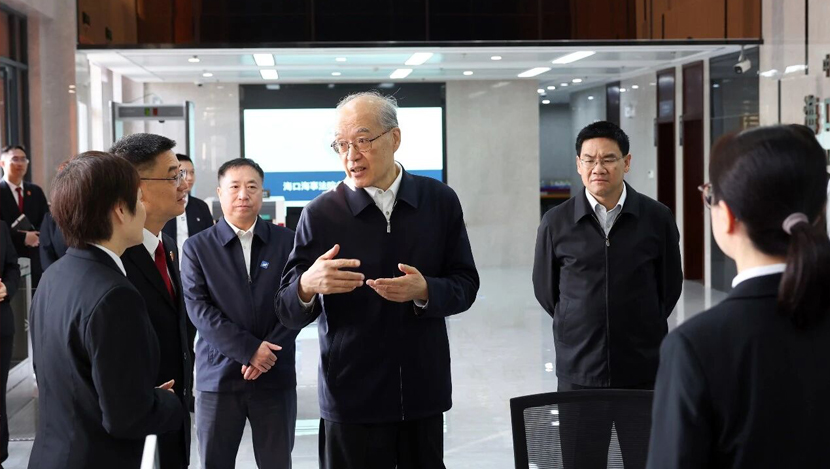 “抓得实、走在前，努力走出‘国际范儿’”——最高法调研组调研...